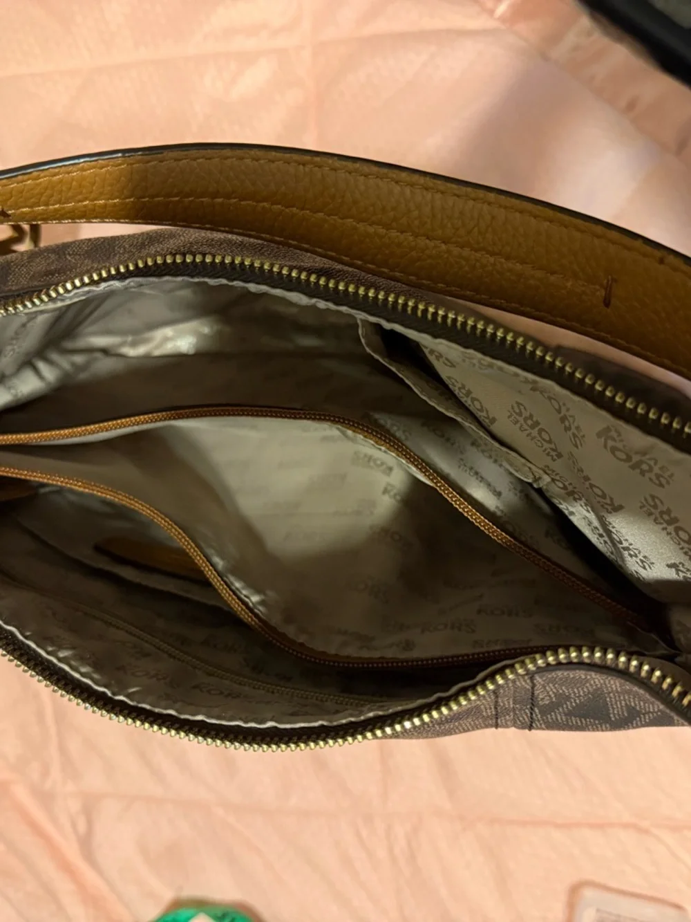 Michael Kors Anita Convertible Shoulder Bag. - Picture 13 of 15